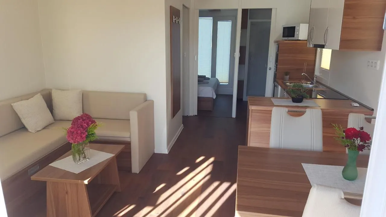 Botel House Boat - Floating House Sofia Hotel Pula Croatia