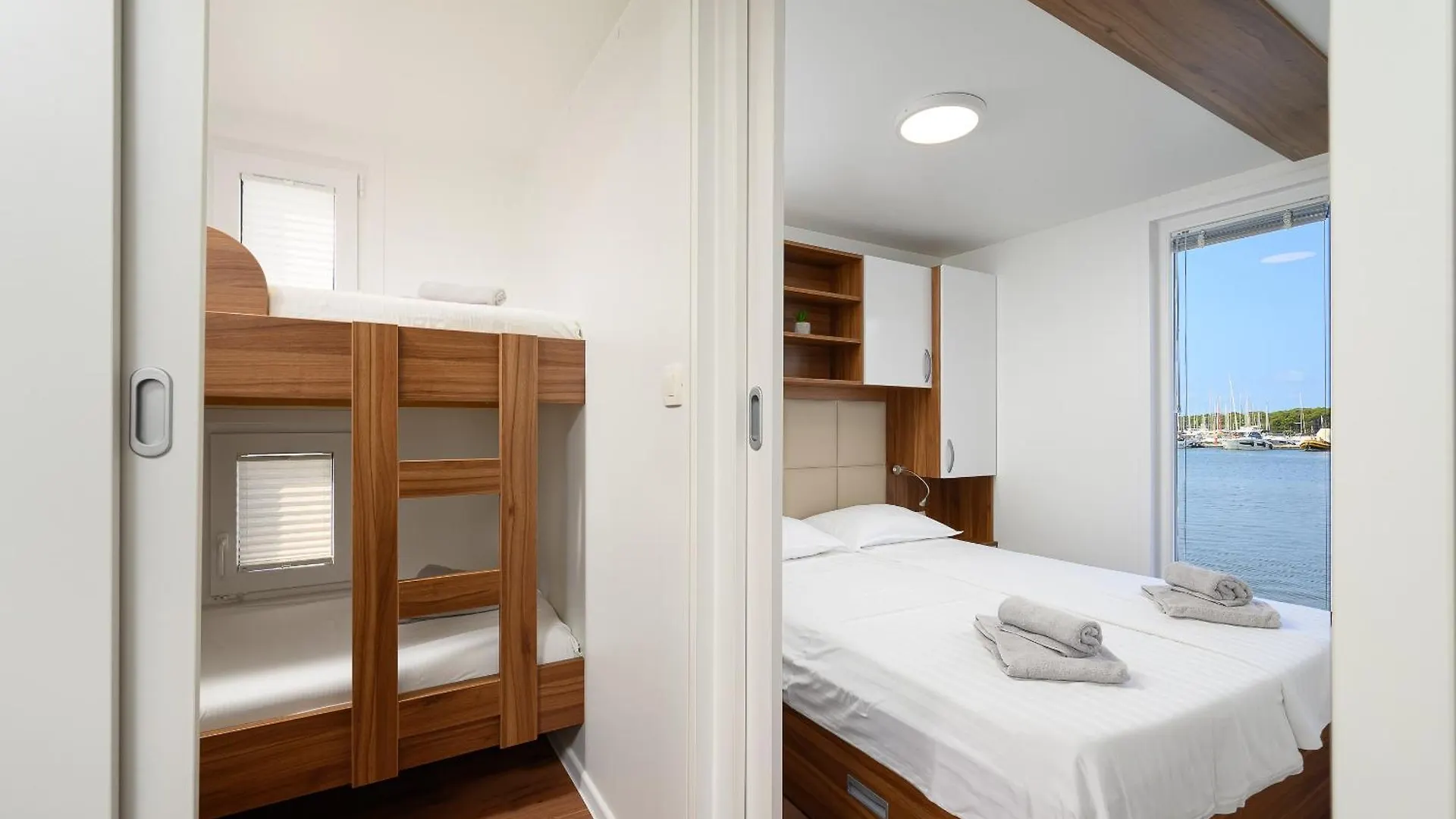 House Boat - Floating House Sofia Hotel Pula Croatia